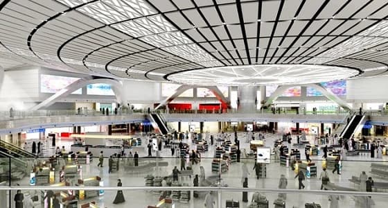 مطار جدة يعيد ضخ المياه في المواقع المتضررة