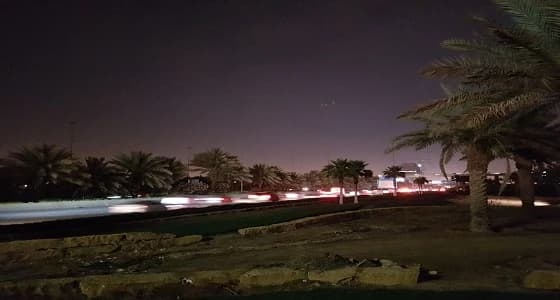 بالصور.. المملكة تشارك في ساعة الأرض بإطفاء الإضاءة