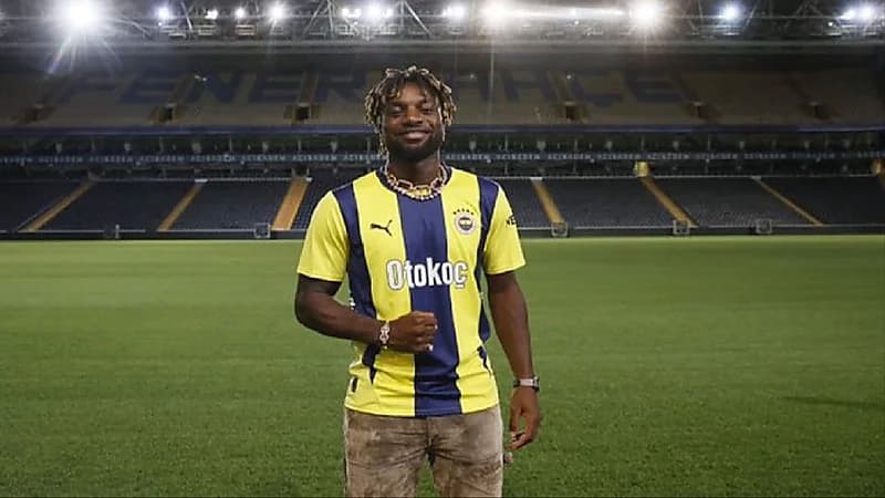 قيمة إعارة ماكسمين لفنربخشة التركي