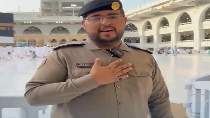 شاهد.. مراقب الأمن بالحرم المكي يتقن لغات مختلفة: حاج تركي تفاجأ من تحدثي بلغته