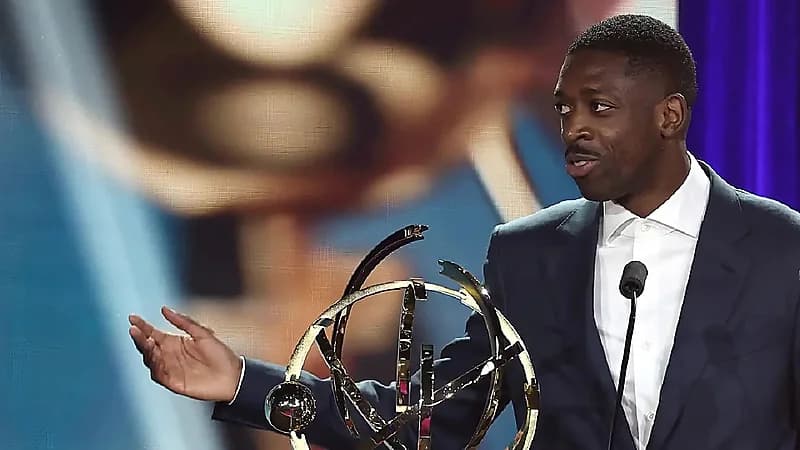 تأجيل كلاسيكو فرنسا يحرم ديمبلي من حفل الكرة الذهبية