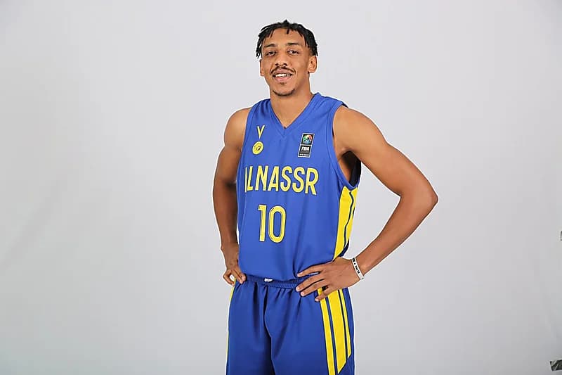 لاعب سلة النصر عقب الهزيمة: الحكام أسوأ مارأيت وكل مالهم يصيرون اسوأ !