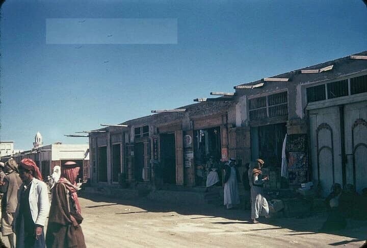 صورة قديمة لشارع الملك سعود