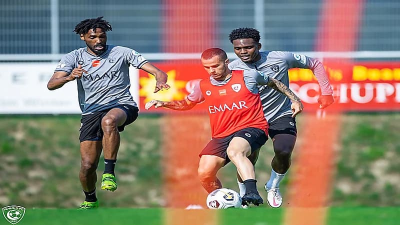 بالصور.. الهلال يواصل تدريباته الاعتيادية في معسكره الإعدادي بالنمسا