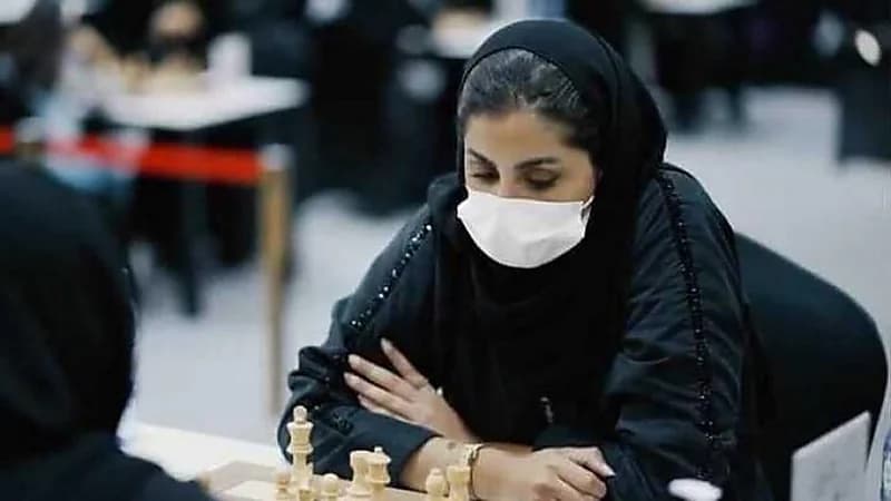 تتويج مواطنة بلقب "شطرنج حائل" للسيدات