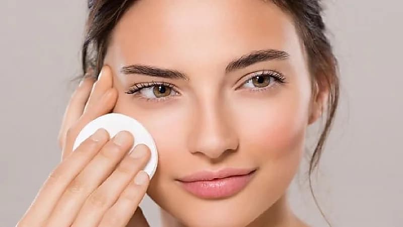 بالفيديو.. نصائح متداولة خاطئة عن البشرة ونضارتها