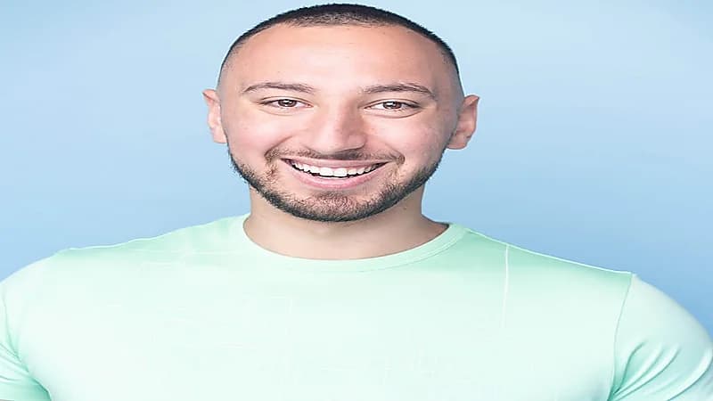 جاد ملاح يغزو مواقع التواصل الاجتماعي بأجواء مرحة