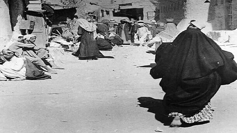 صورة نادرة لوسط الرياض قبل 70 سنة