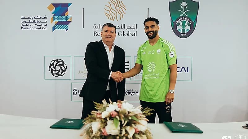 الأهلي يجدد عقد الصانبي لمدة 4 سنوات