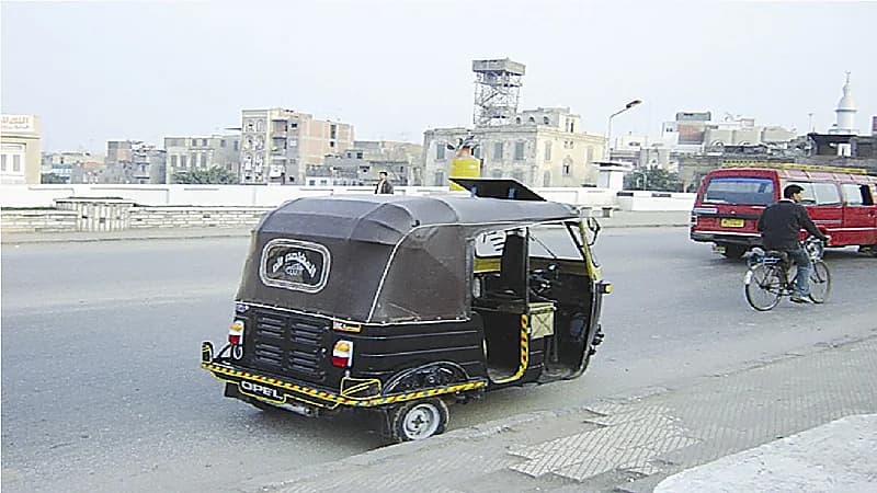 فتاة تقتل شاب لخلاف على أولوية ركوب التوكتوك