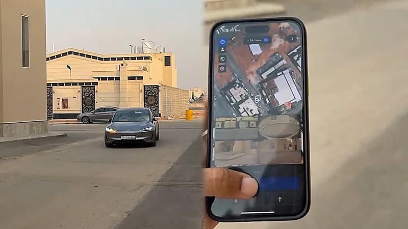 أحمد الشهري : سيارتي تجيني وحدها بضغطة واحدة على الهاتف.. فيديو