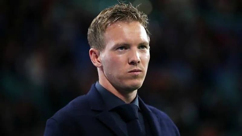 مدرب بايرن ميونيخ: ما يفعله برشلونة من أنواع الجنون