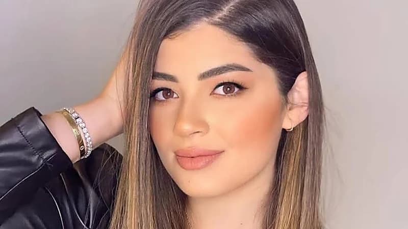 شاهد.. الفنانة ليلى زاهر تفاجئ جمهورها بإطلالة جذابة 