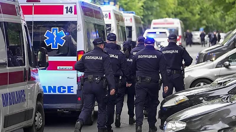 طالب يقتل 8 من زملائه وحارس مدرسته تحت تأثير المخدرات