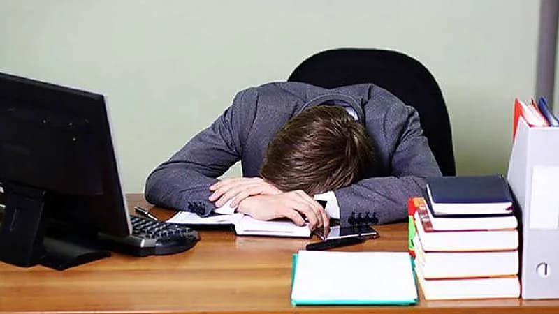 كيف تتغلب على الكسل في دقيقة واحدة !