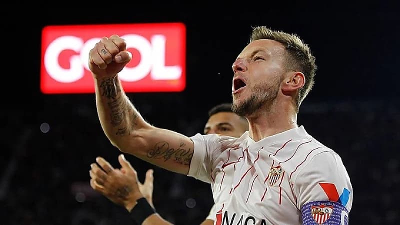 الاتفاق يقدم عرضاً لـ راكيتيتش