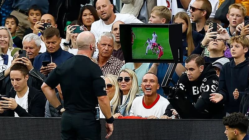 تغيير طارئ على تقنية الـ"VAR" في الدوري الإنجليزي