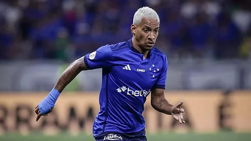 بيريرا يرفض العودة للهلال