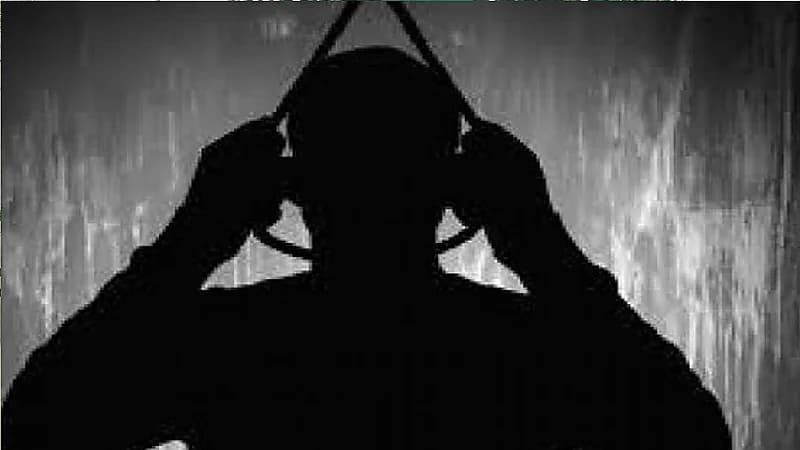 طالب مصري يشنق نفسه قبل ساعات من دخوله اختبارات الثانوية