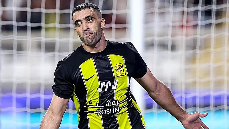 جماهير الرائد  تُطالب بضم حمدالله