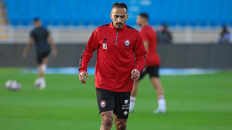 غياب صالح العمري عن مواجهة الهلال 