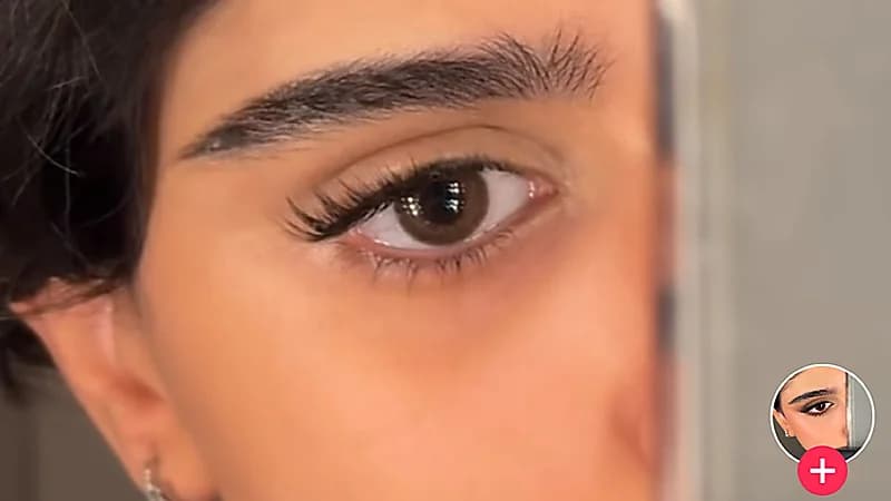 أخصائية تجميل تستعرض أحدث طرق وضع المكياج في العيد .. فيديو