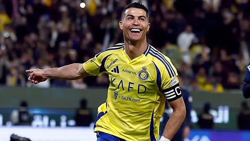 ويليام جالاس يحذر رونالدو : من الصعب أن يحقق حلمه