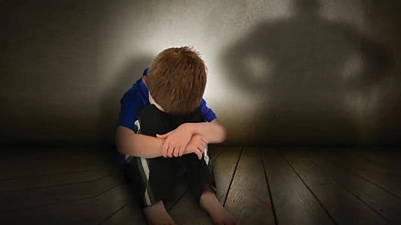 أب يرهن ابنه لدى تاجر مخدرات ويتسبب في مقتله بطريقة مروعة