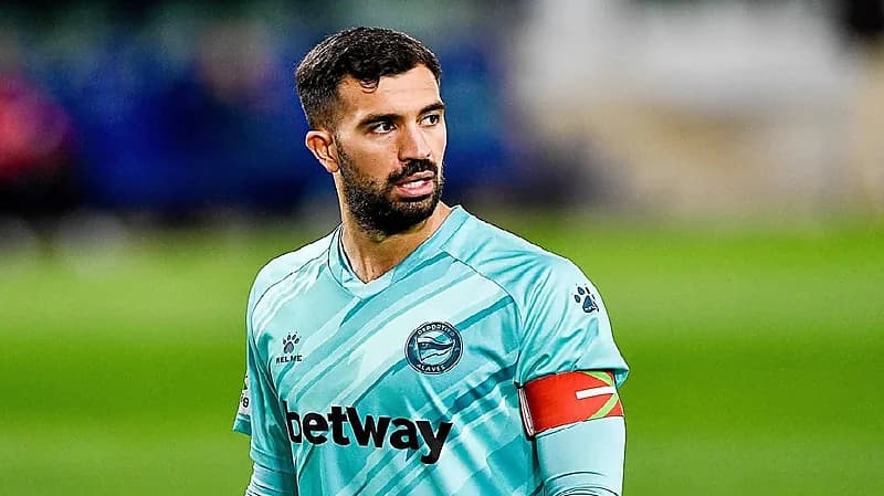 الفتح يقترب من التعاقد مع فرناندو باتشيكو