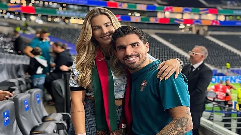 روبن نيفيز برفقة عائلته بعد التأهل لربع نهائي يورو 2024