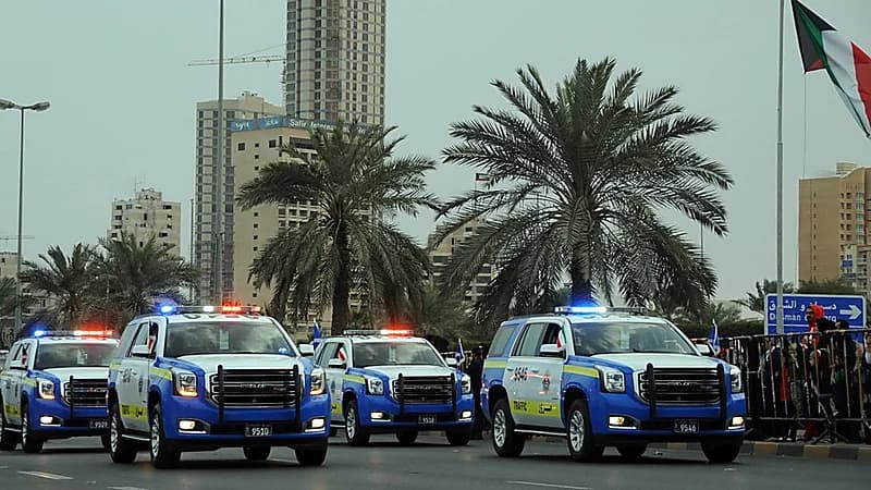 ضبط شبان وفتيات ظهروا في مقطع مخل بالكويت