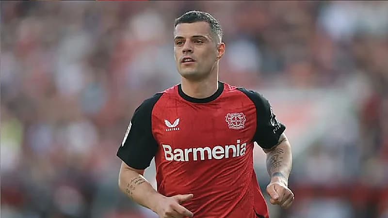 ناديان ينافسان نيوم على تشاكا