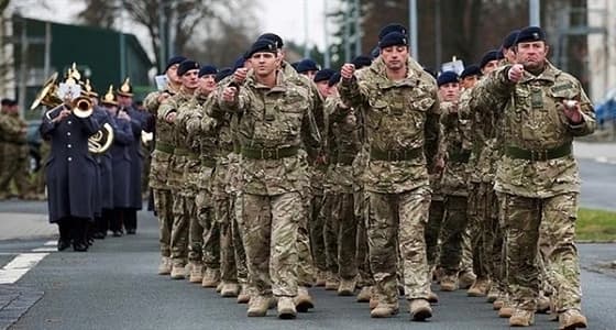 " التايمز " : تراجع رغبة البريطانيين فى التجنيد بسبب الروتين وكثرة الإجراءات