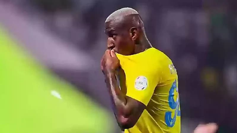 صحفي تركي: الاتصالات في صفقة انتقال تاليسكا ساخنة لكنها لم تنته بعد