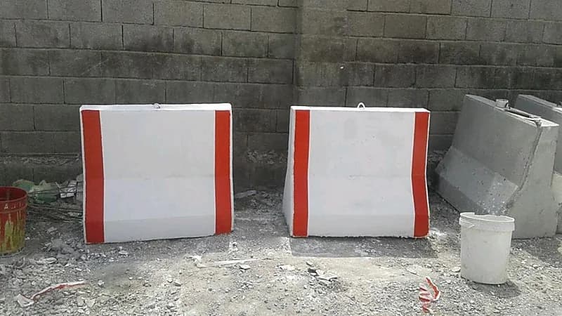 أمانة الرياض تلزم الجهات الخدمية بوضع شعاراتها على الصبات الخرسانية في مشاريعها