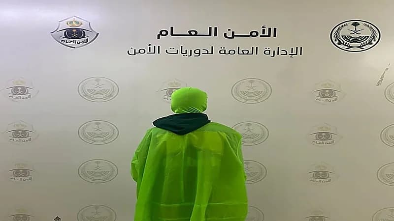 القبض على مواطن لتعطيله حركة السير ومحاولة الهروب من مركبة أمنية بالأحساء