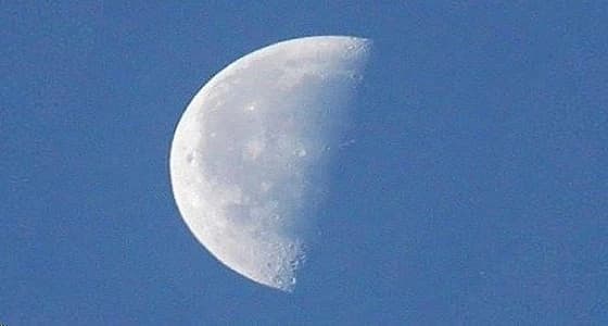 " فلكية جدة " : قمر التربيع سيشرق بعد منتصف ليل اليوم