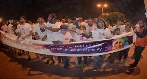 بالصور.. ماراثون الألوان من 6 سنوات حتى 60 سنة