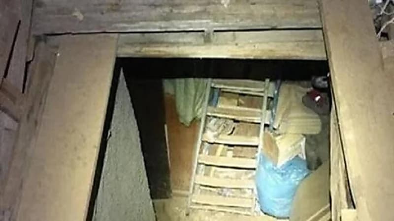 فيديو مرعب لإمرأة تكتشف قبو سري بمنزلها بالصدفة