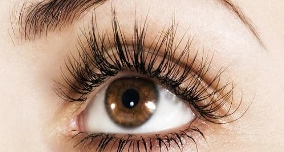 اصنعي الماسكارا بنفسك في المنزل بطريقة بسيطة