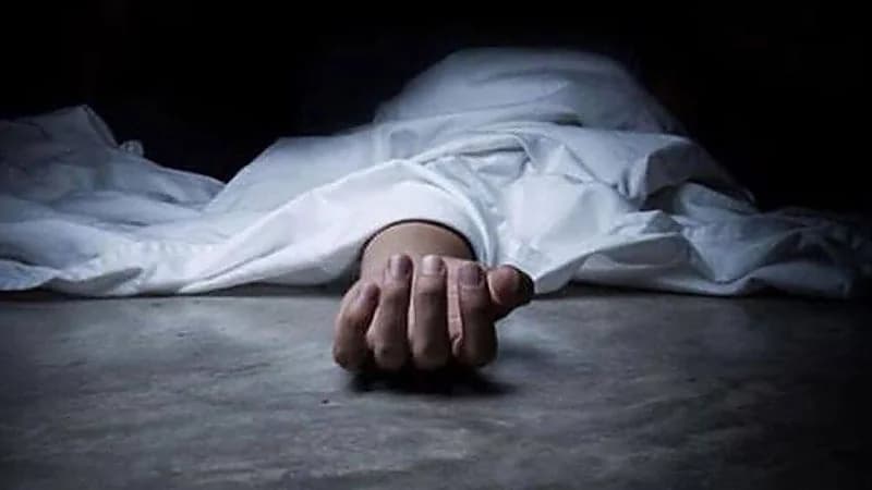 رجل ينهي حياته بطلق ناري في الصدر