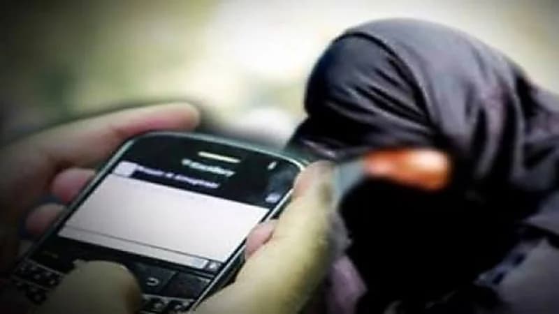 ‏السجن 5 سنوات لشاب هدد فتاة بنشر صورها العارية