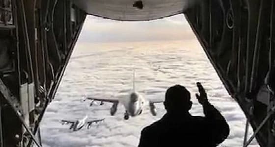 رئيس الوزراء الدنماركي يعرض حياته للخطر من أجل طياريه