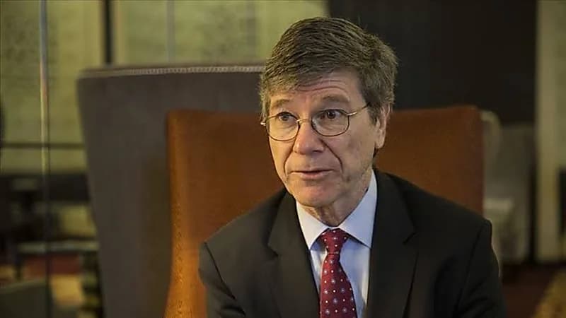 خبير يتهم أمريكا بانتشار كورونا