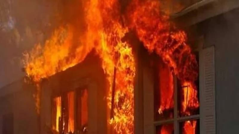طفل يفجر منزل أسرته بسبب "مزيل عرق"