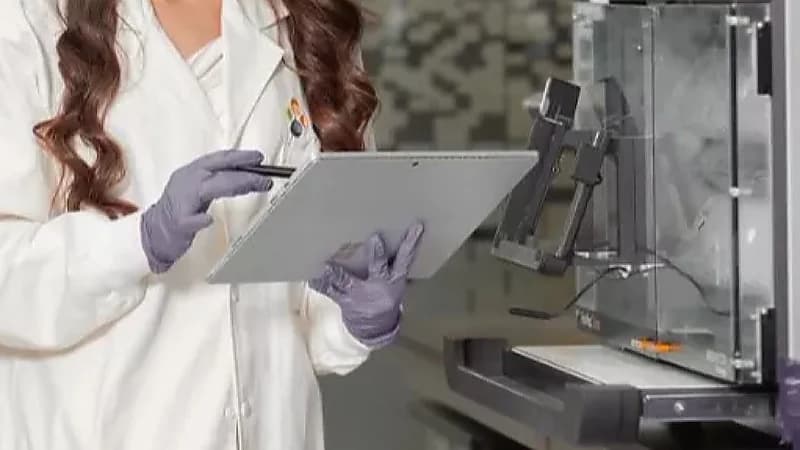 باحثة سعودية تقدم بحثًا لمكافحة كورونا بمعدلات حسابية