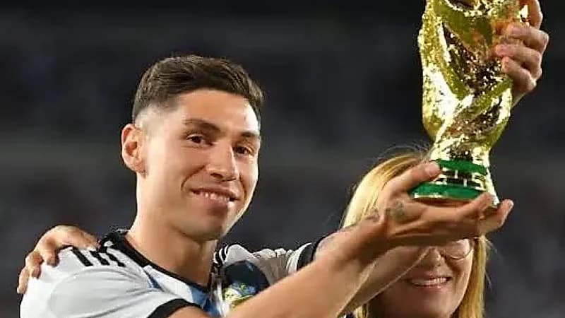 نجم الأرجنتين يخضع لتقييم نفسي في تحقيق بتهمة اغتصاب