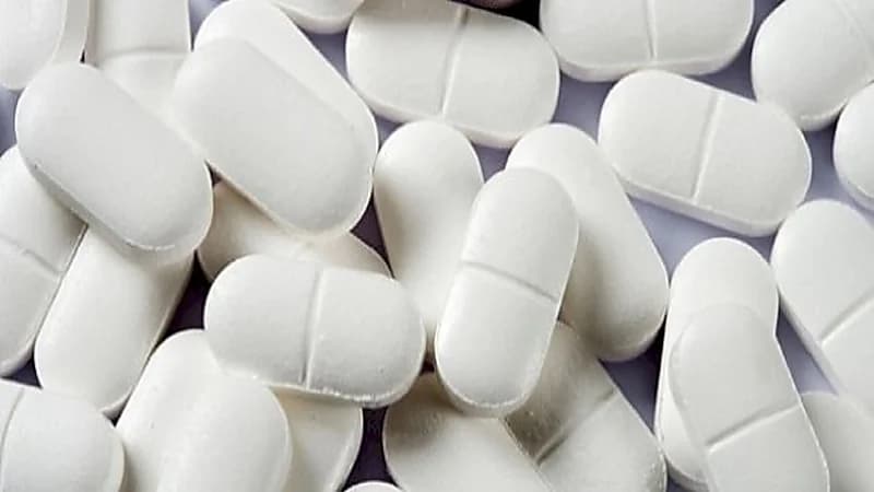 دراسة: تناول الباراسيتامول أثناء فترة الحمل يصيب المولود بالتوحد