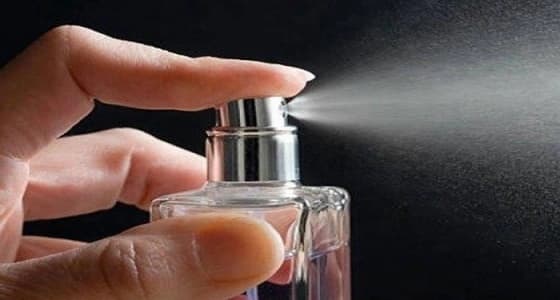 احتراق رجل وطفله بعد فتح زجاجة عطر