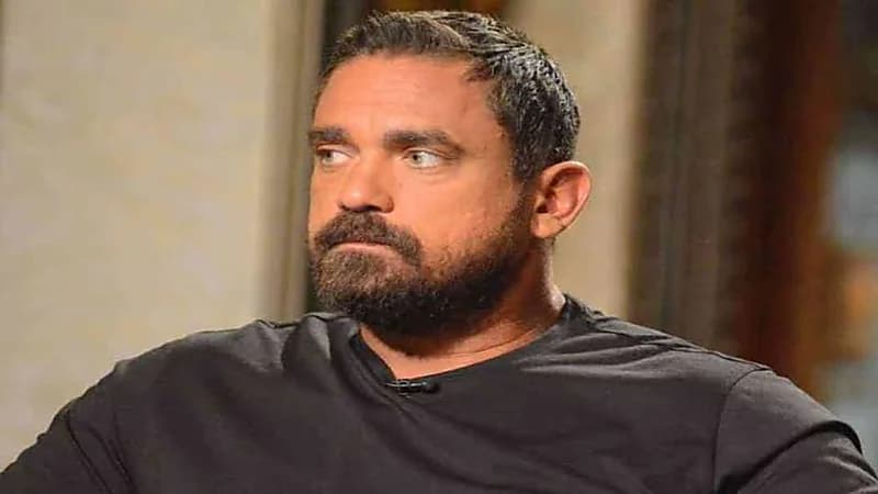 هجوم حاد على أمير كرارة بسبب فنانة مصرية شهيرة